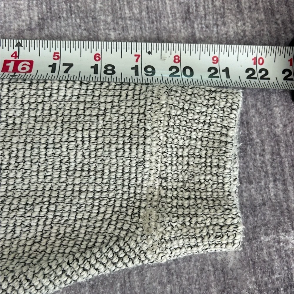 SWEATY BETTY Restful Boucle Half
Zip Sweatshirt Heather Women’s S Boxy Active - Picture 9 of 10